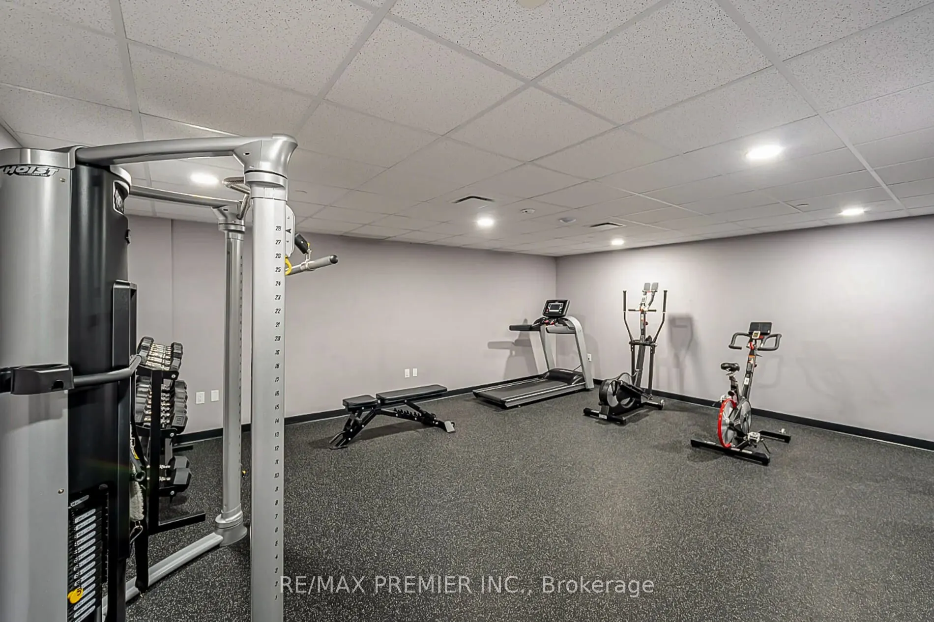 562 Hopewell Avenue, #103
