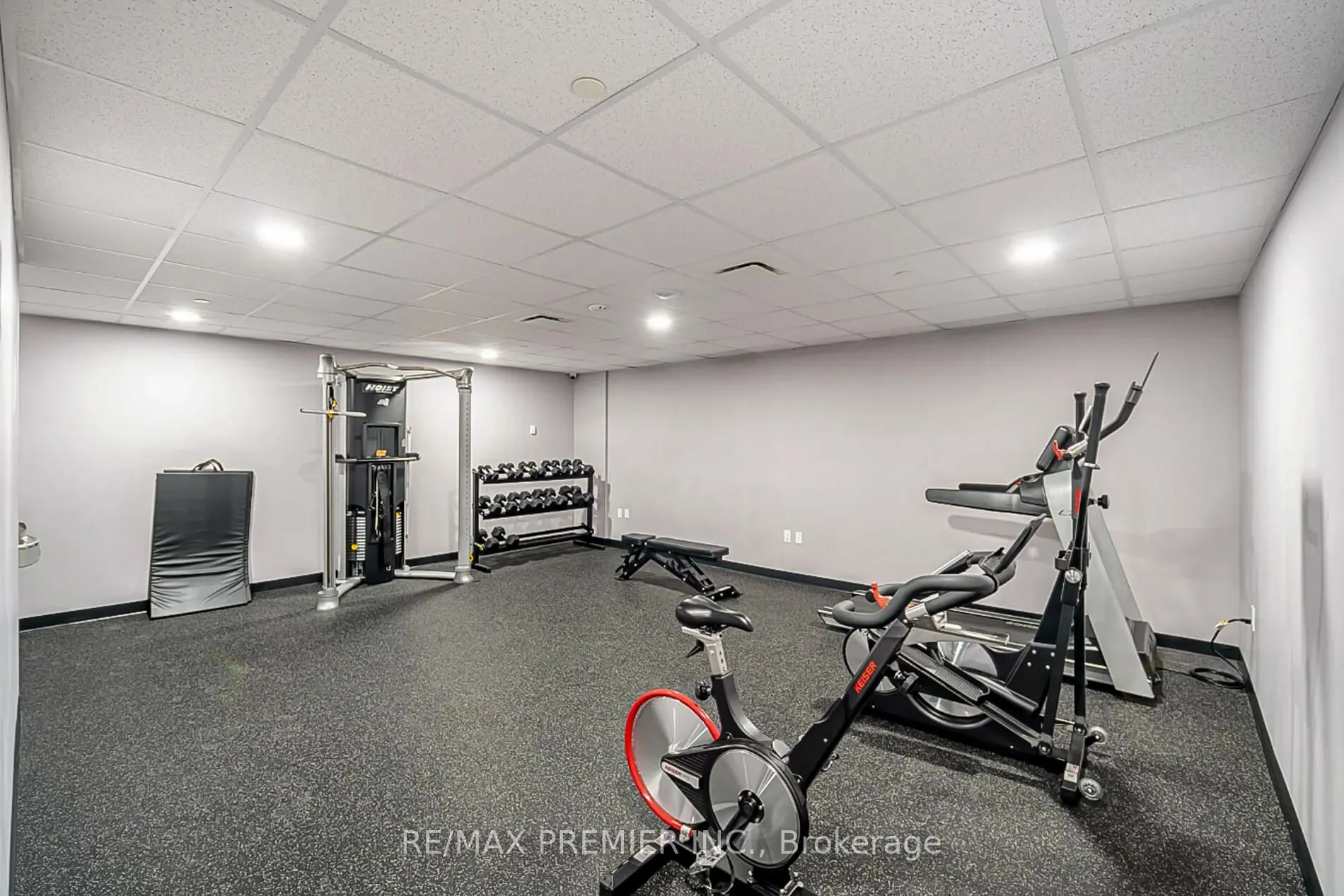 562 Hopewell Avenue, #103