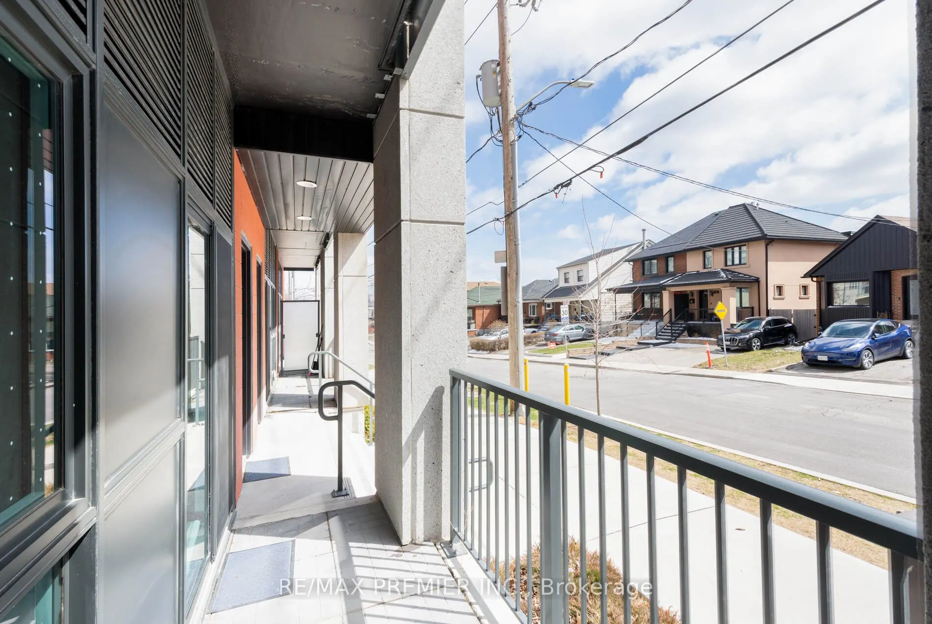 562 Hopewell Avenue, #103