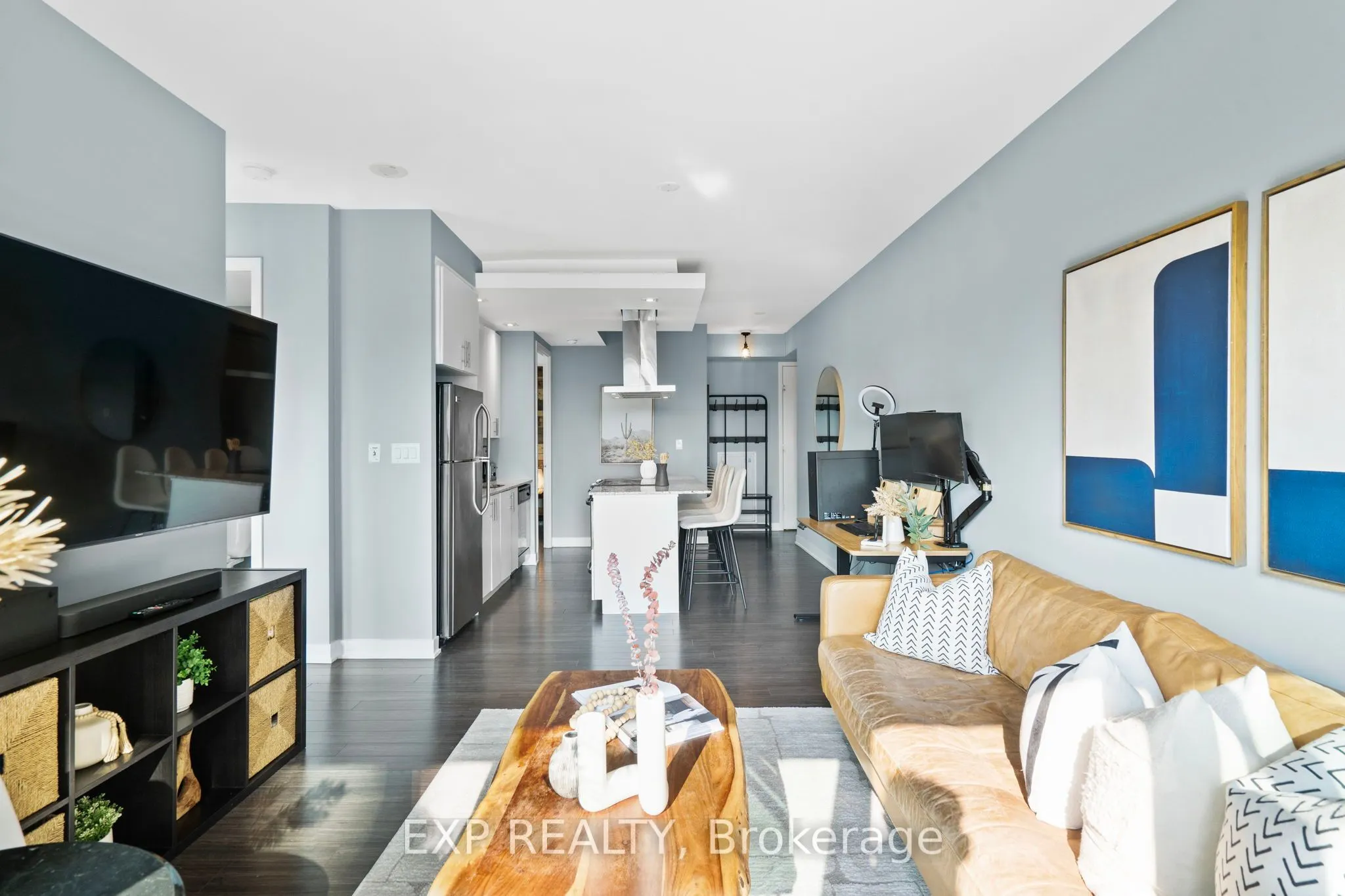165 Legion Road N, #1932