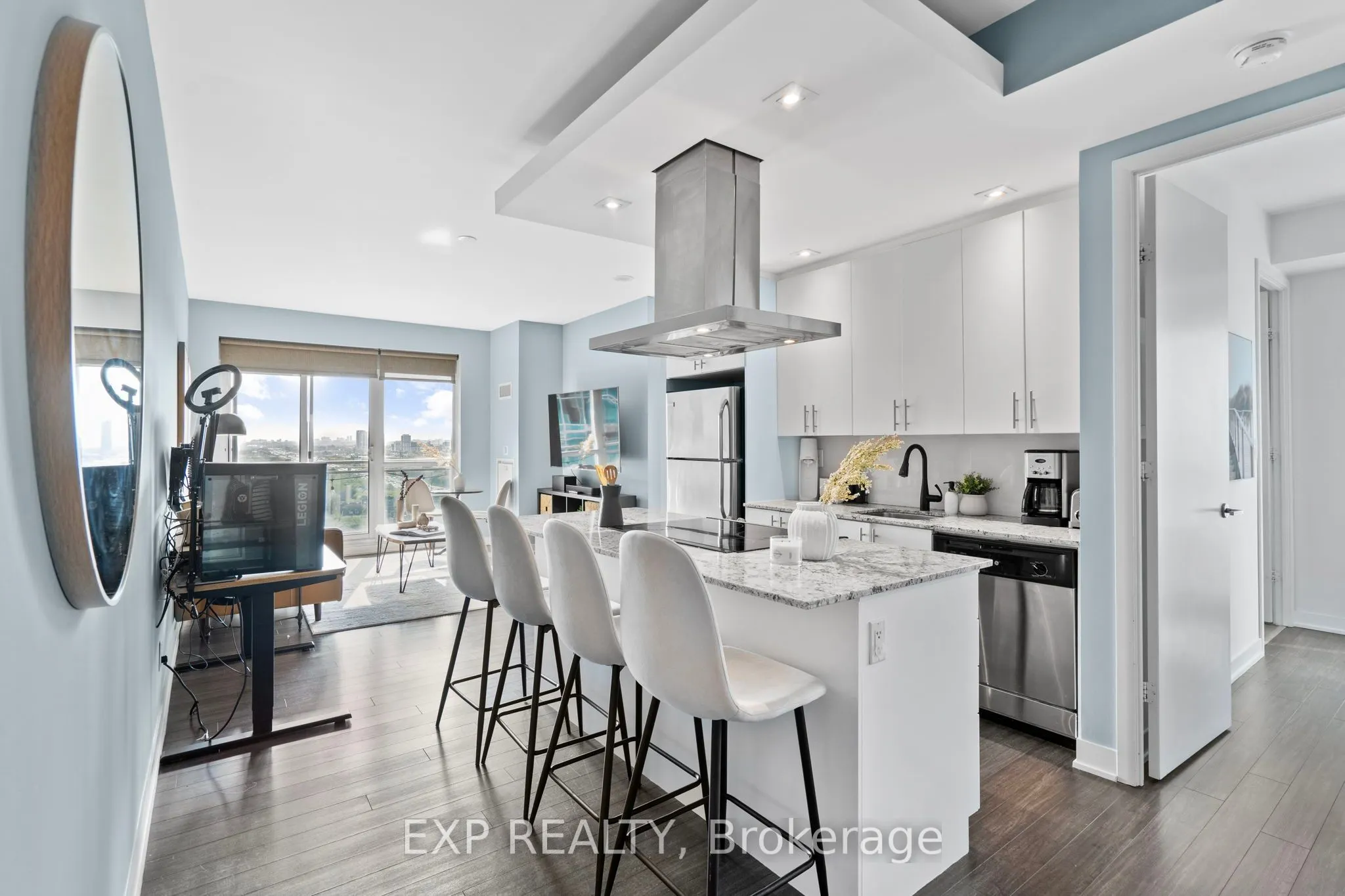 165 Legion Road N, #1932
