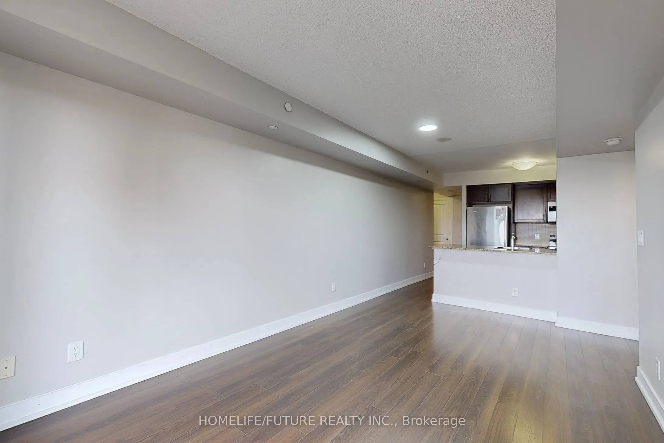 6 Eva Road, #401