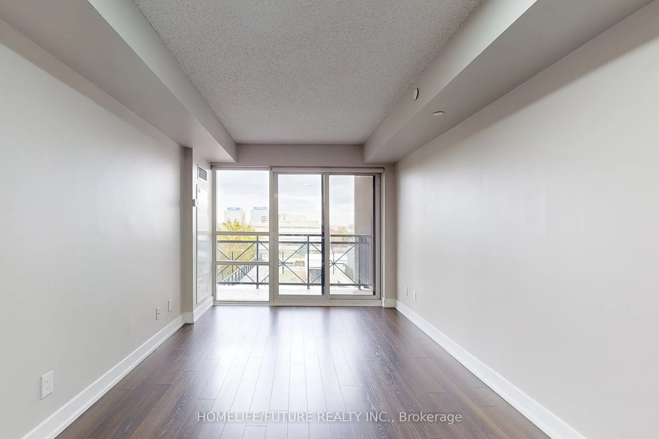 6 Eva Road, #401
