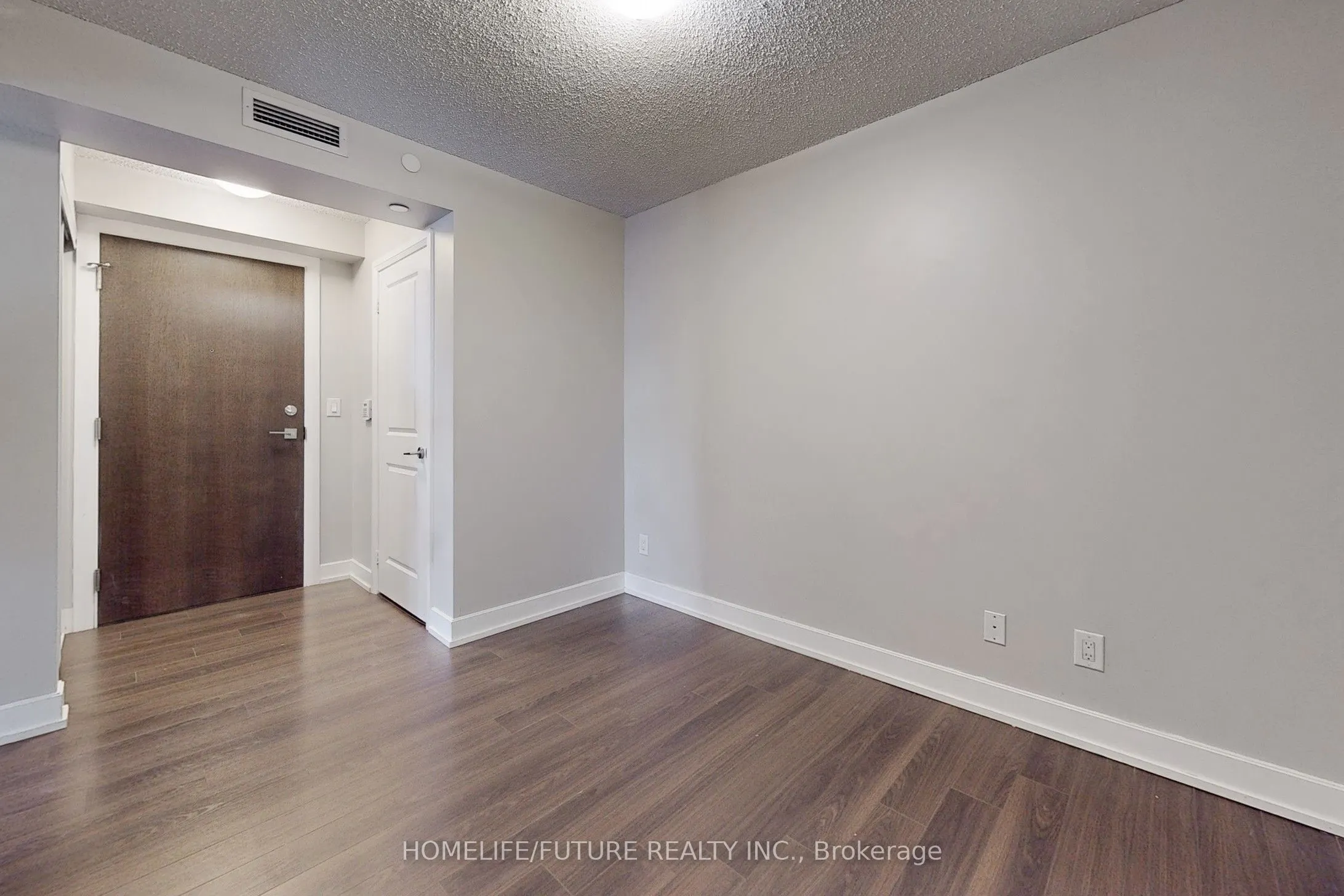 6 Eva Road, #401
