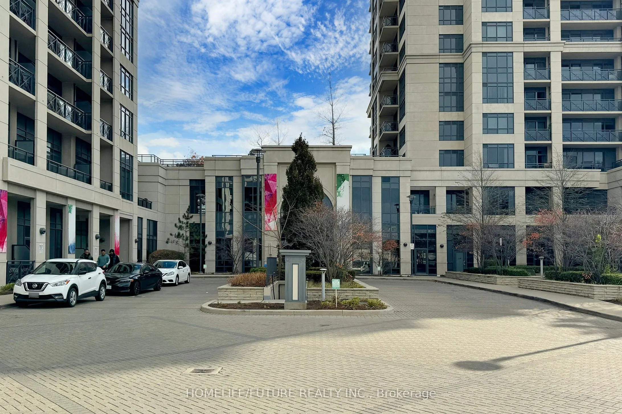 6 Eva Road, #401