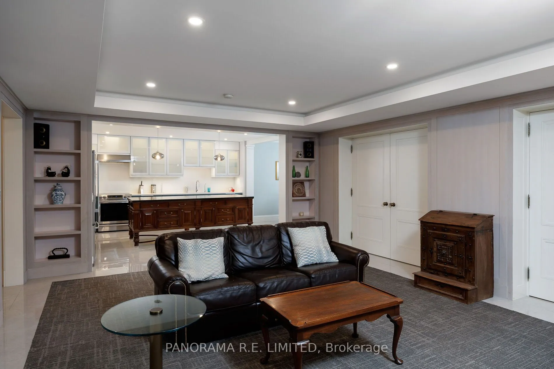 19 Graystone Gardens