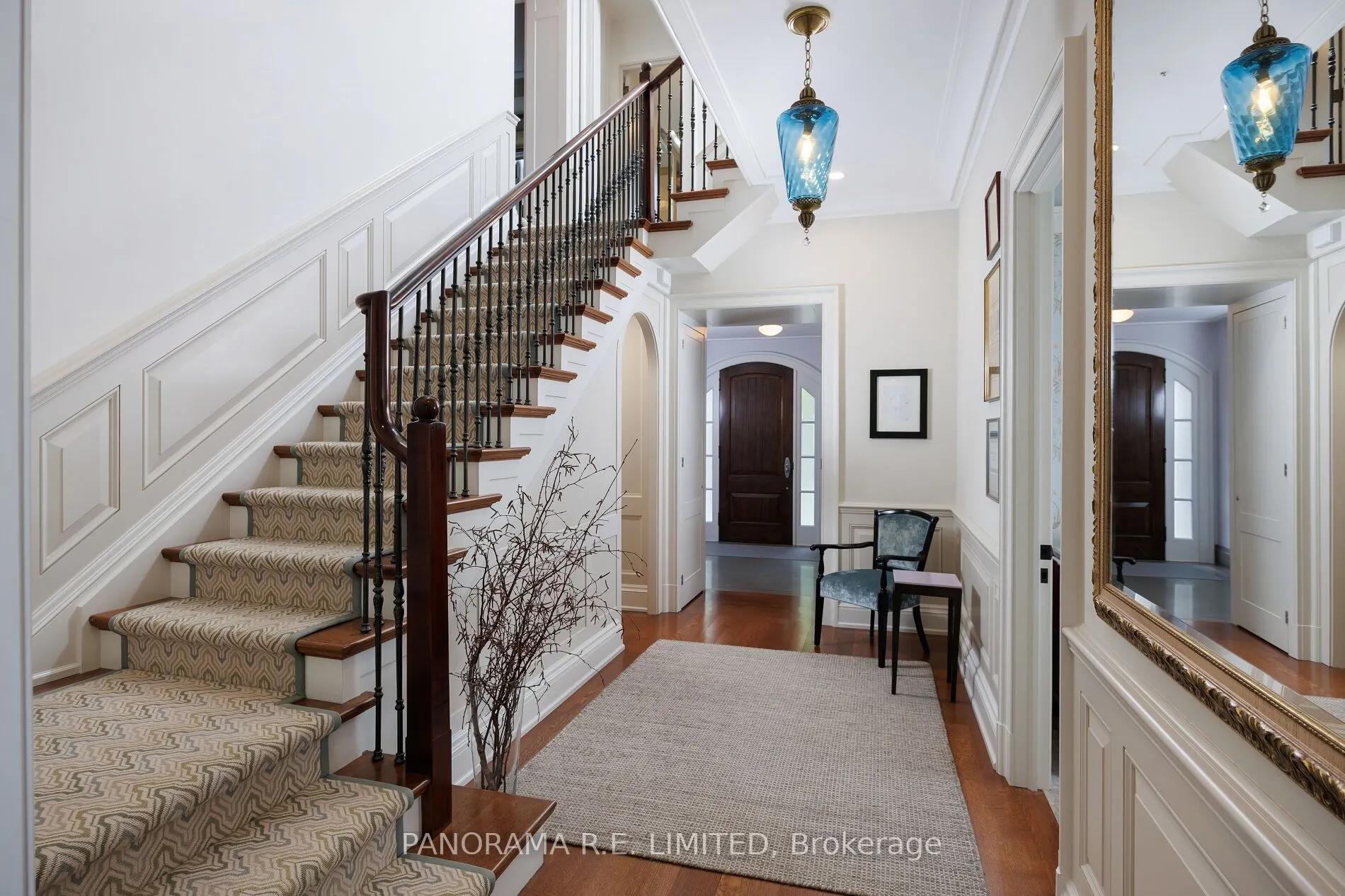 19 Graystone Gardens