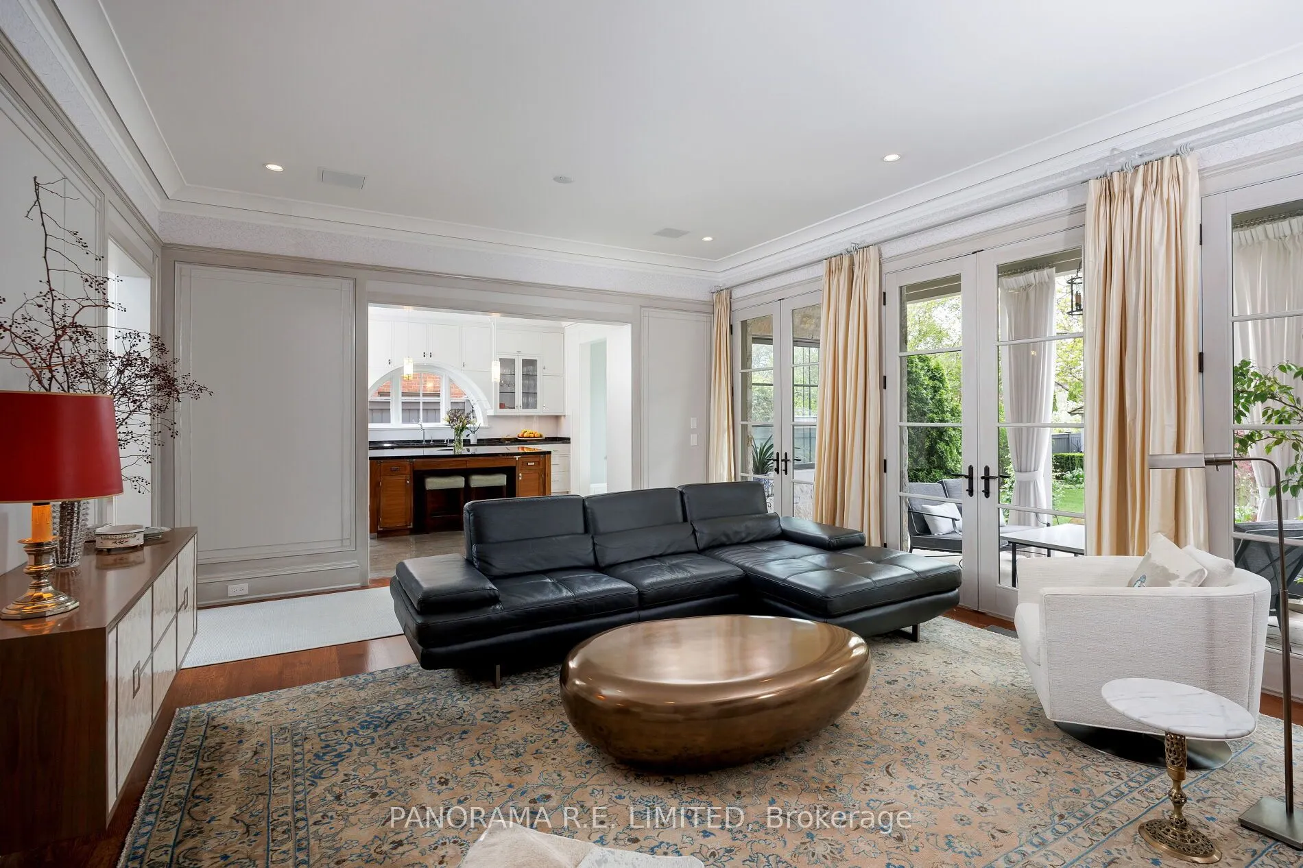 19 Graystone Gardens