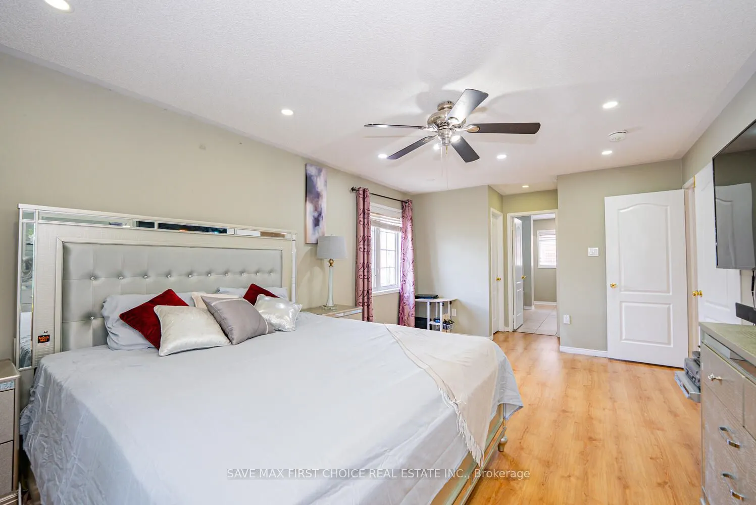 4 Sunnyview Road