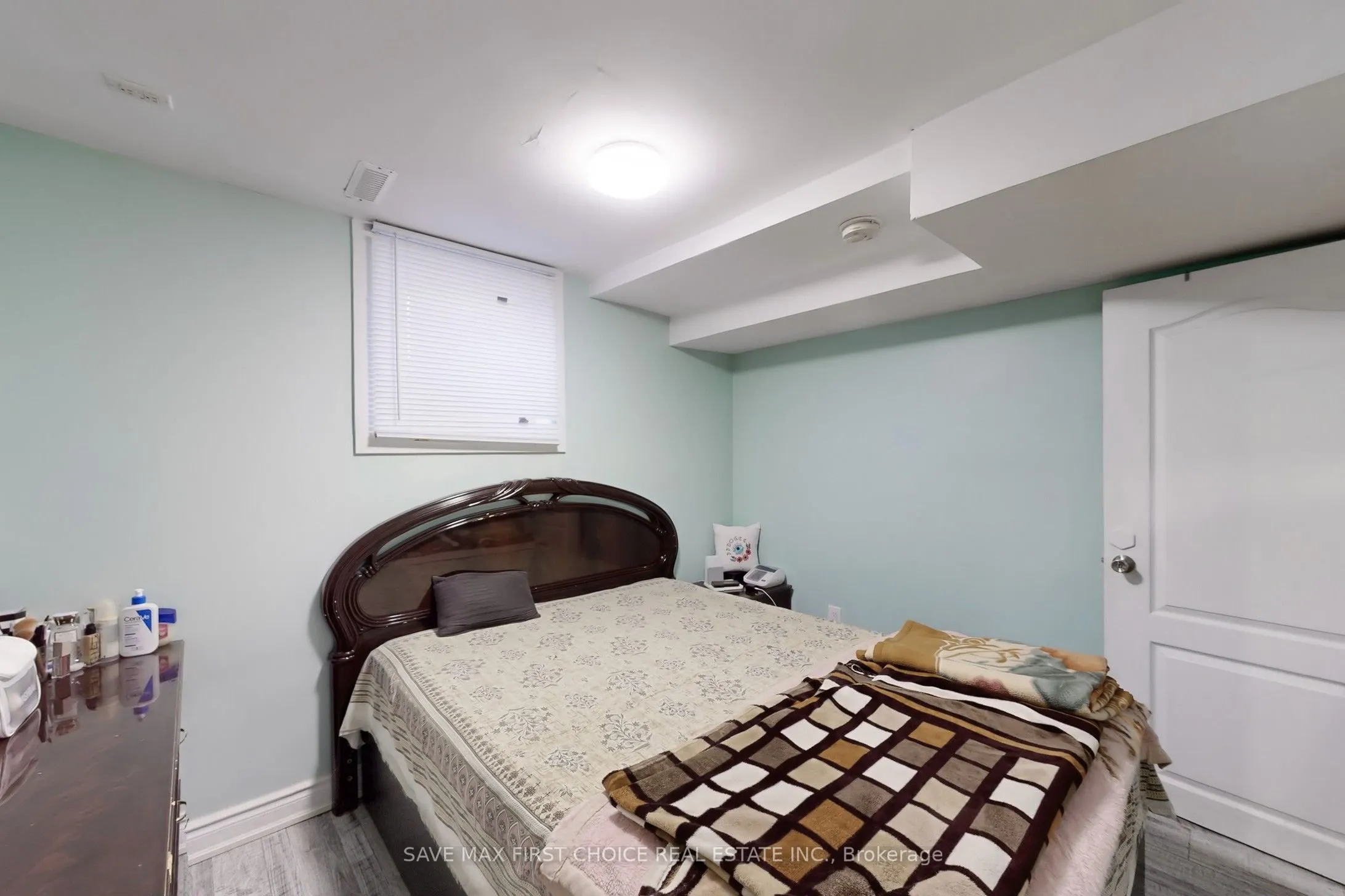 4 Sunnyview Road