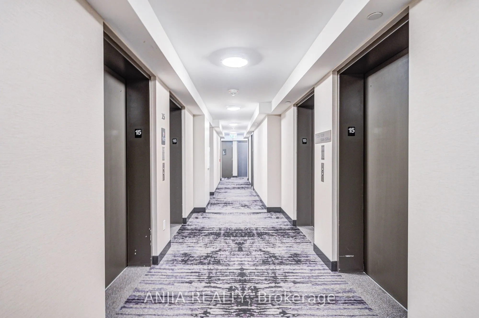 9 Mabelle Avenue, #1526