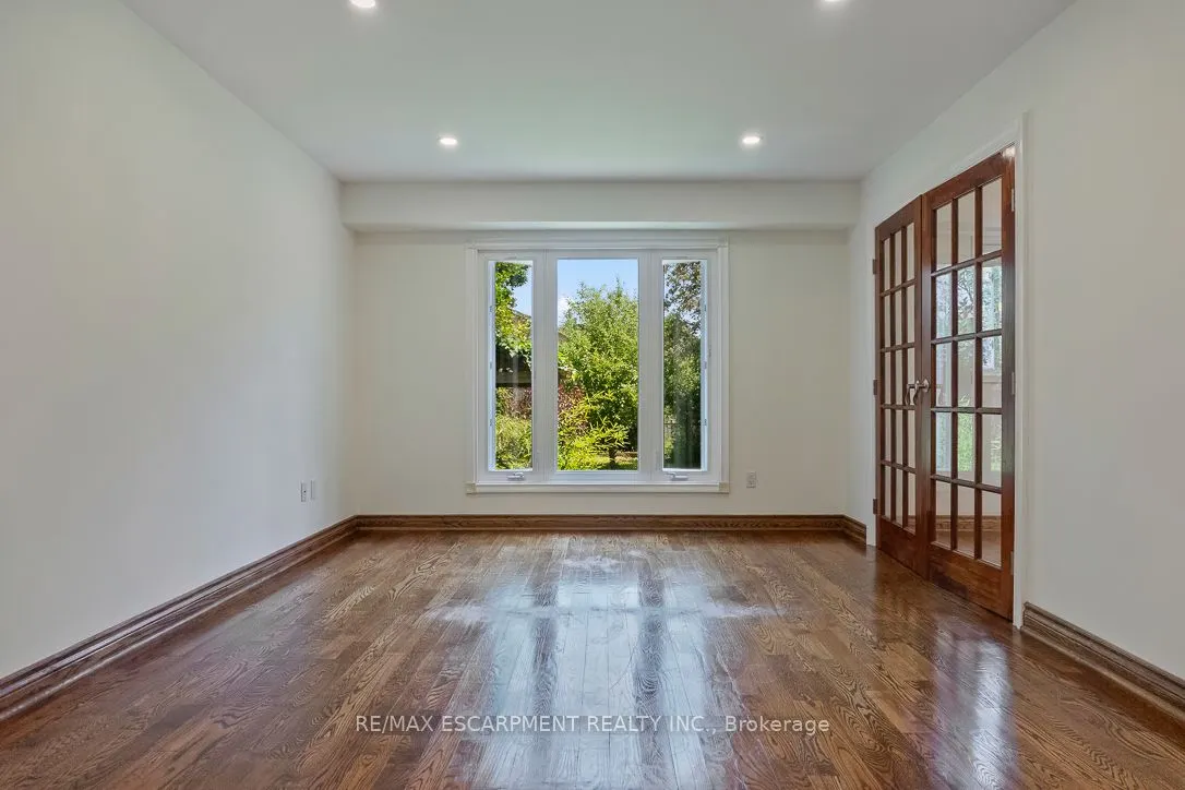 4150 Jefton Crescent