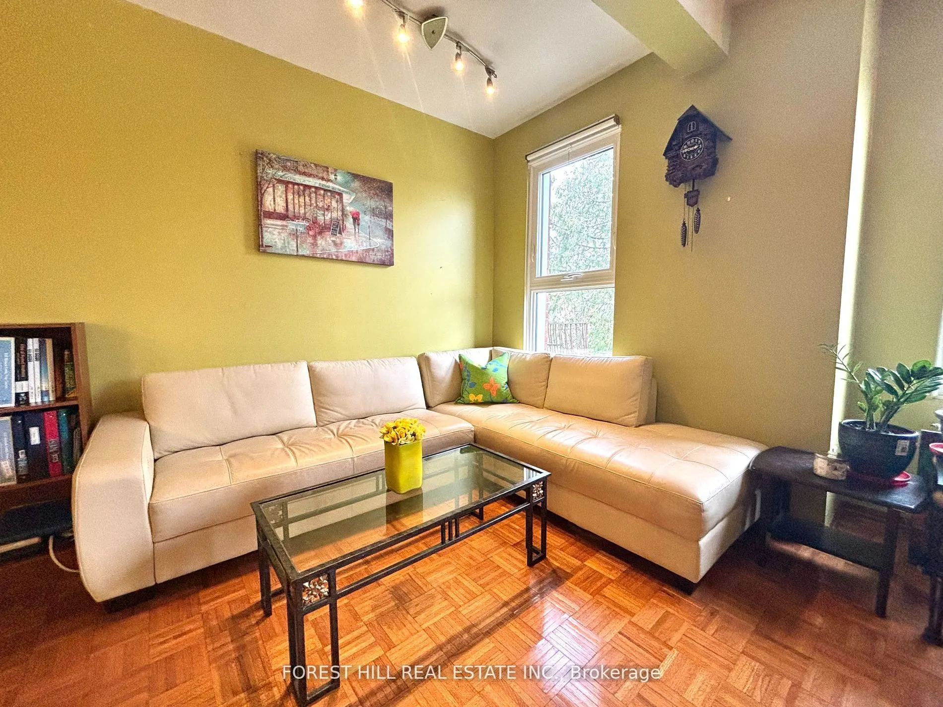 1046 Dovercourt Road