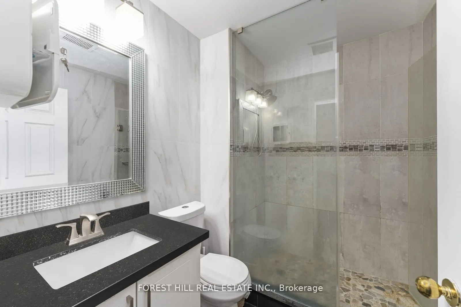 1046 Dovercourt Road