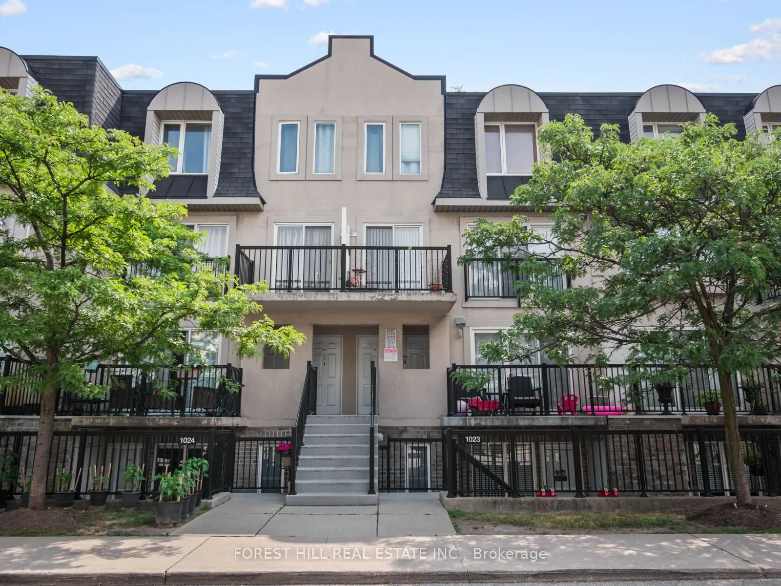 65 George Appleton Way, #2069