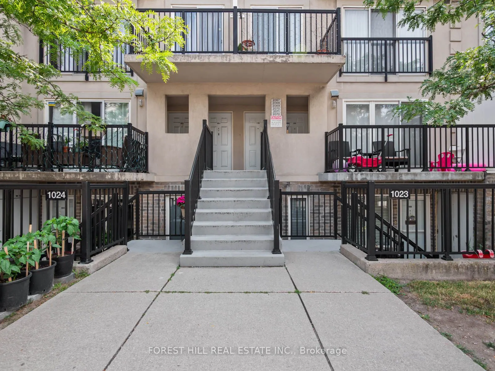 65 George Appleton Way, #2069