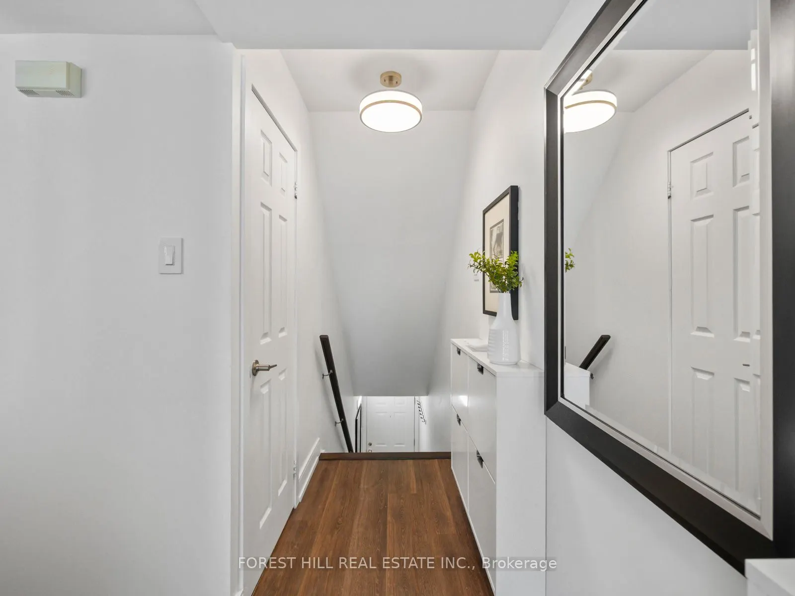 65 George Appleton Way, #2069