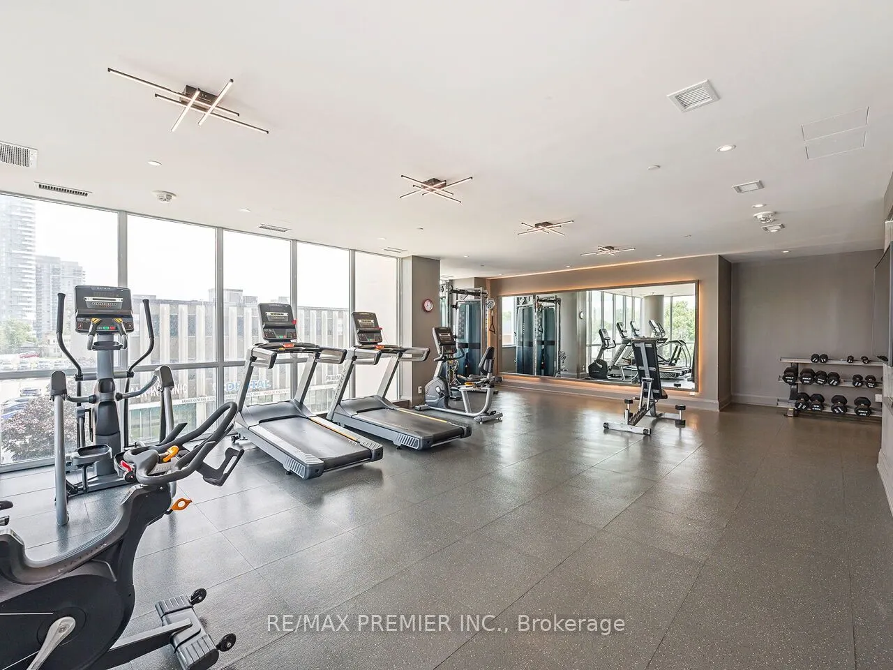 15 Lynch Street, #1805