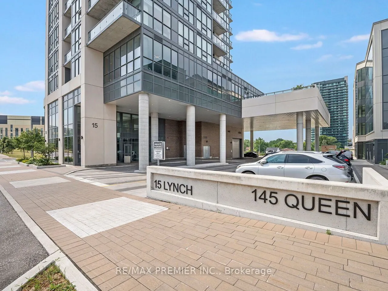 15 Lynch Street, #1805