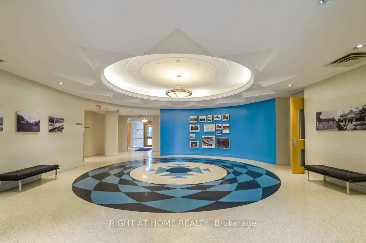 1001 Roselawn Avenue, #109