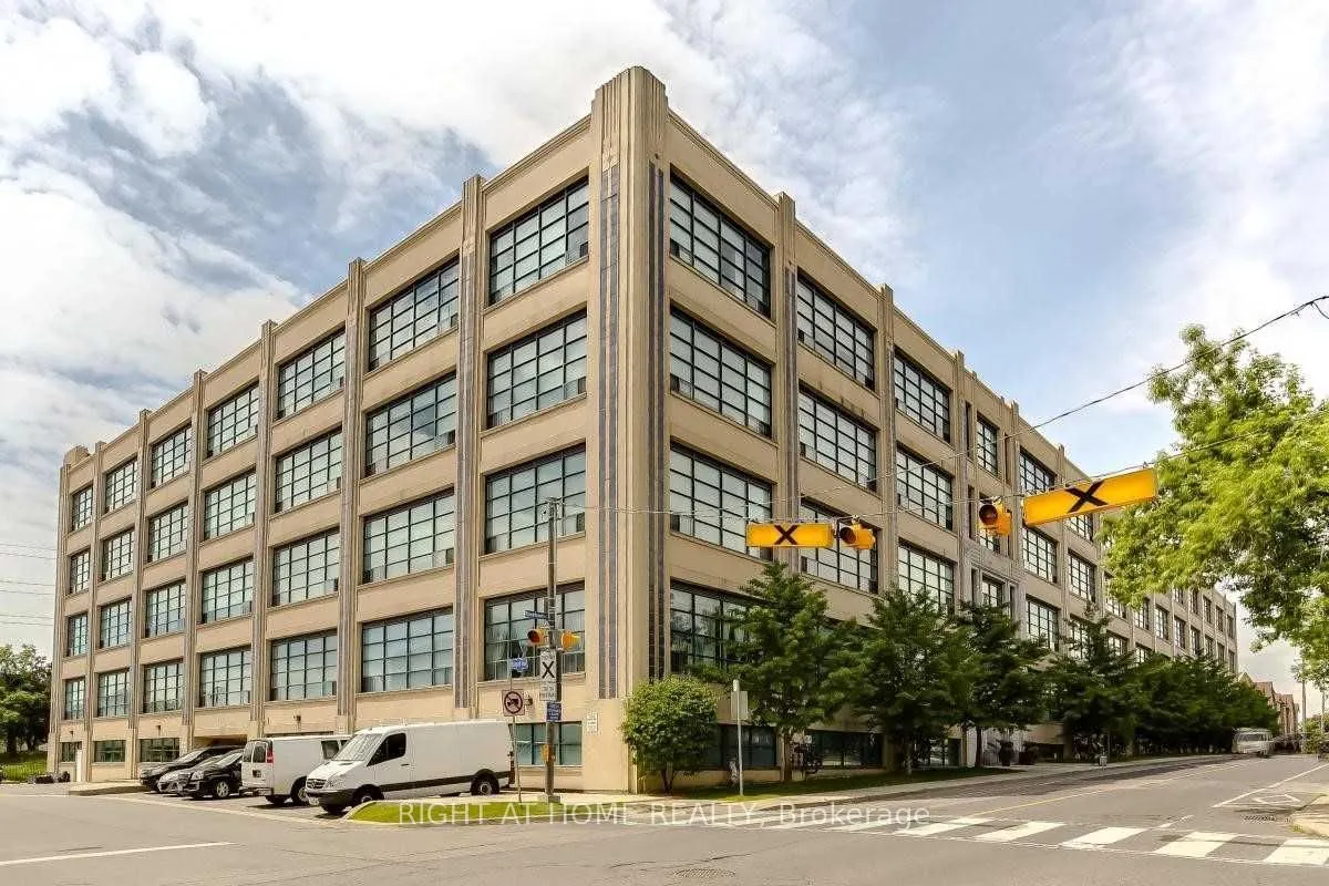 1001 Roselawn Avenue, #109