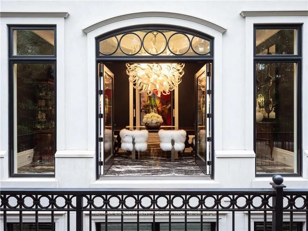15 Chartwell Road