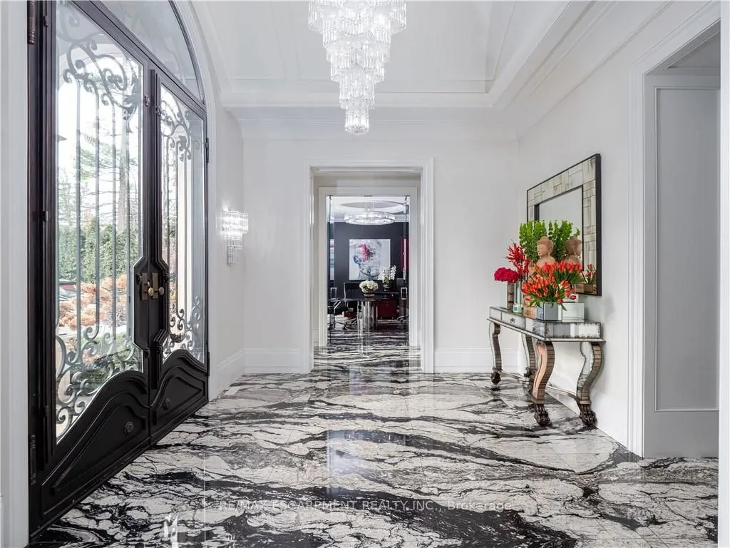 15 Chartwell Road
