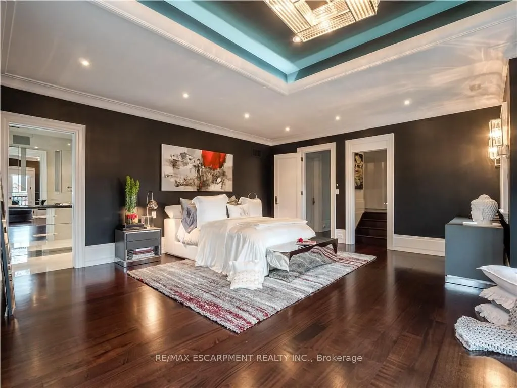 15 Chartwell Road