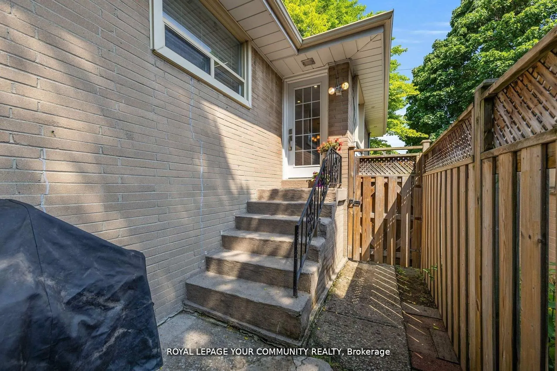 11 Braywin Drive