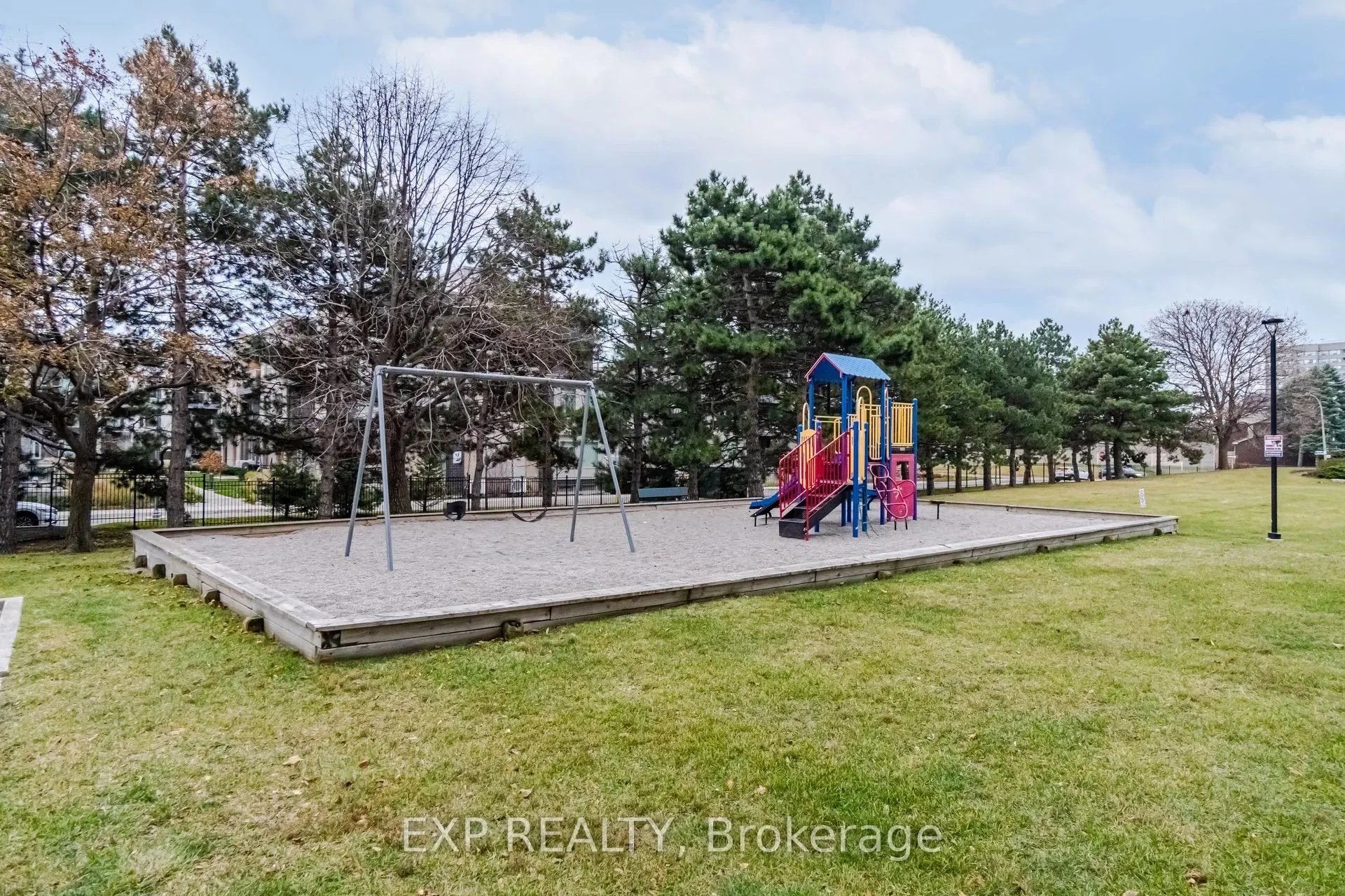 511 The West Mall, #508