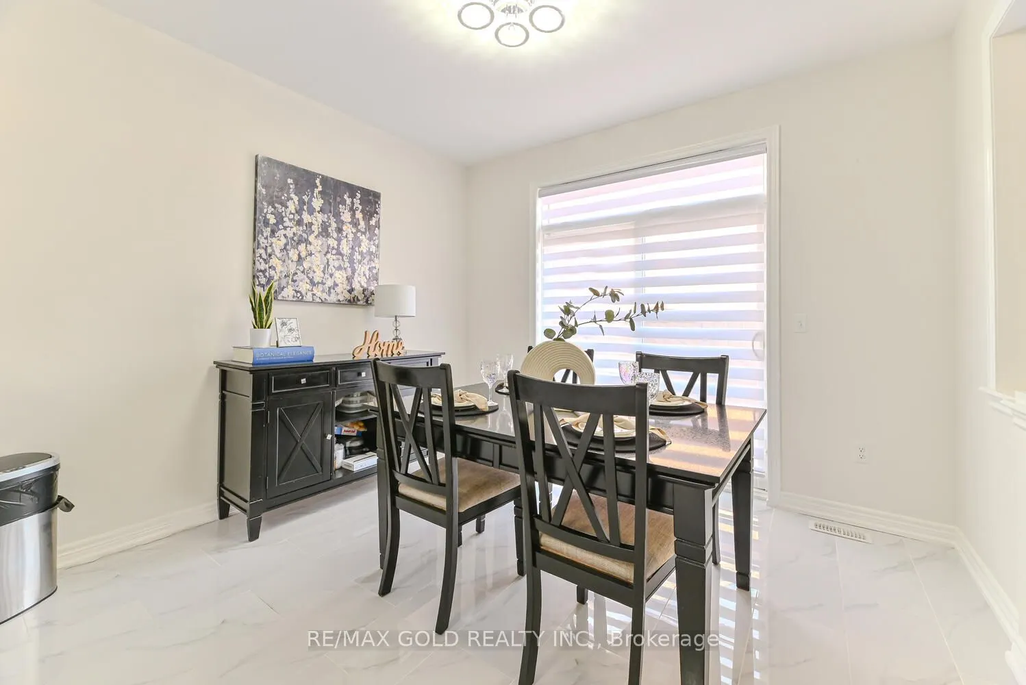 9 Natronia Trail