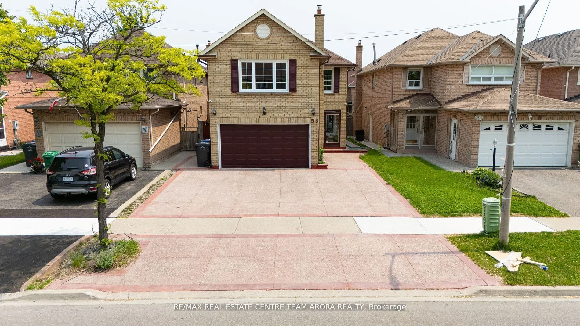 53 Cheviot Crescent