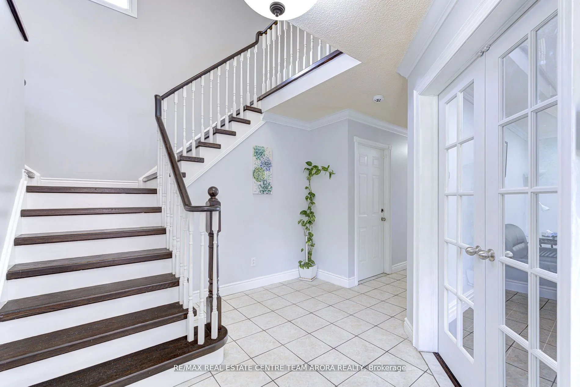 53 Cheviot Crescent