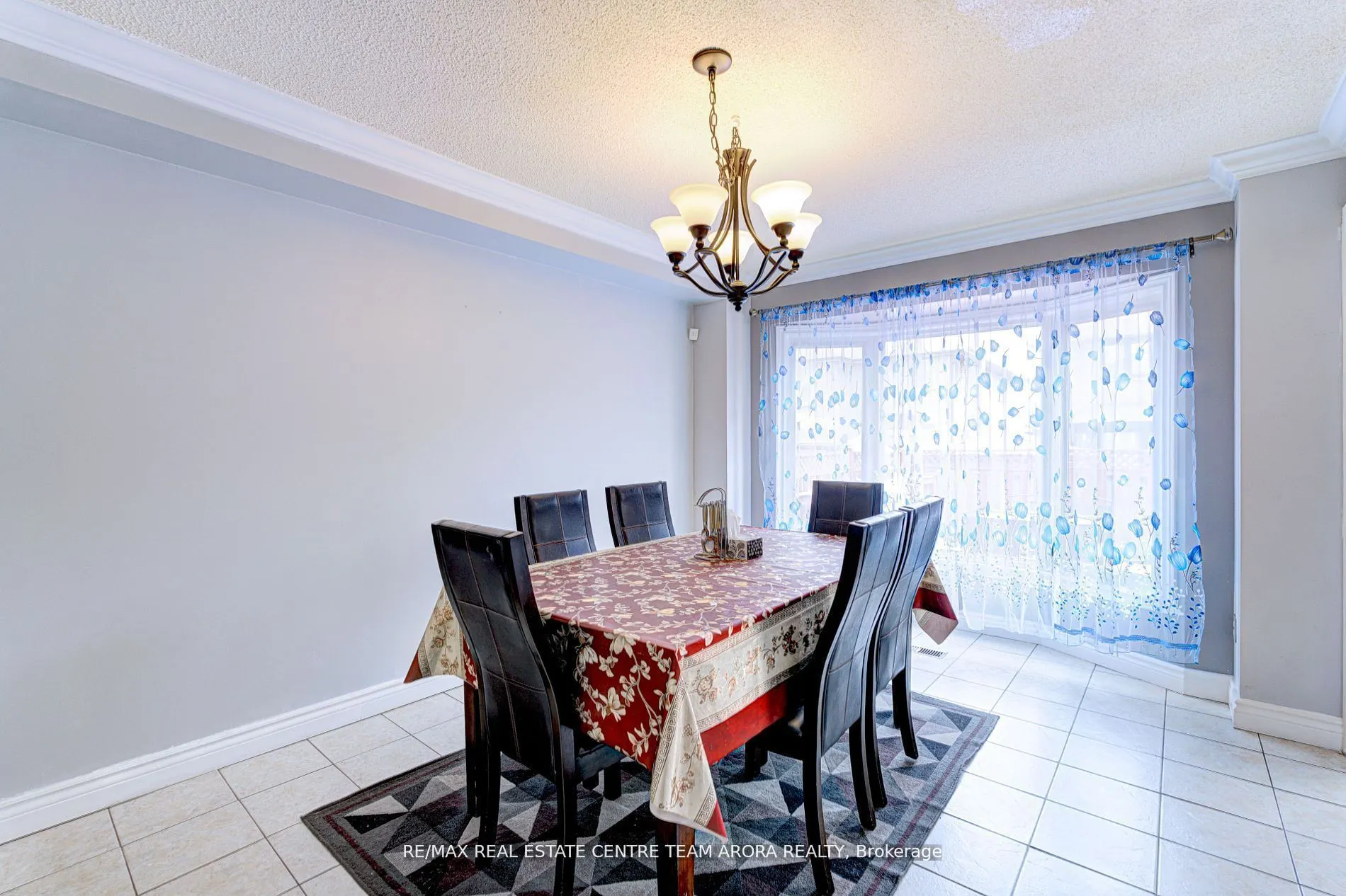 53 Cheviot Crescent