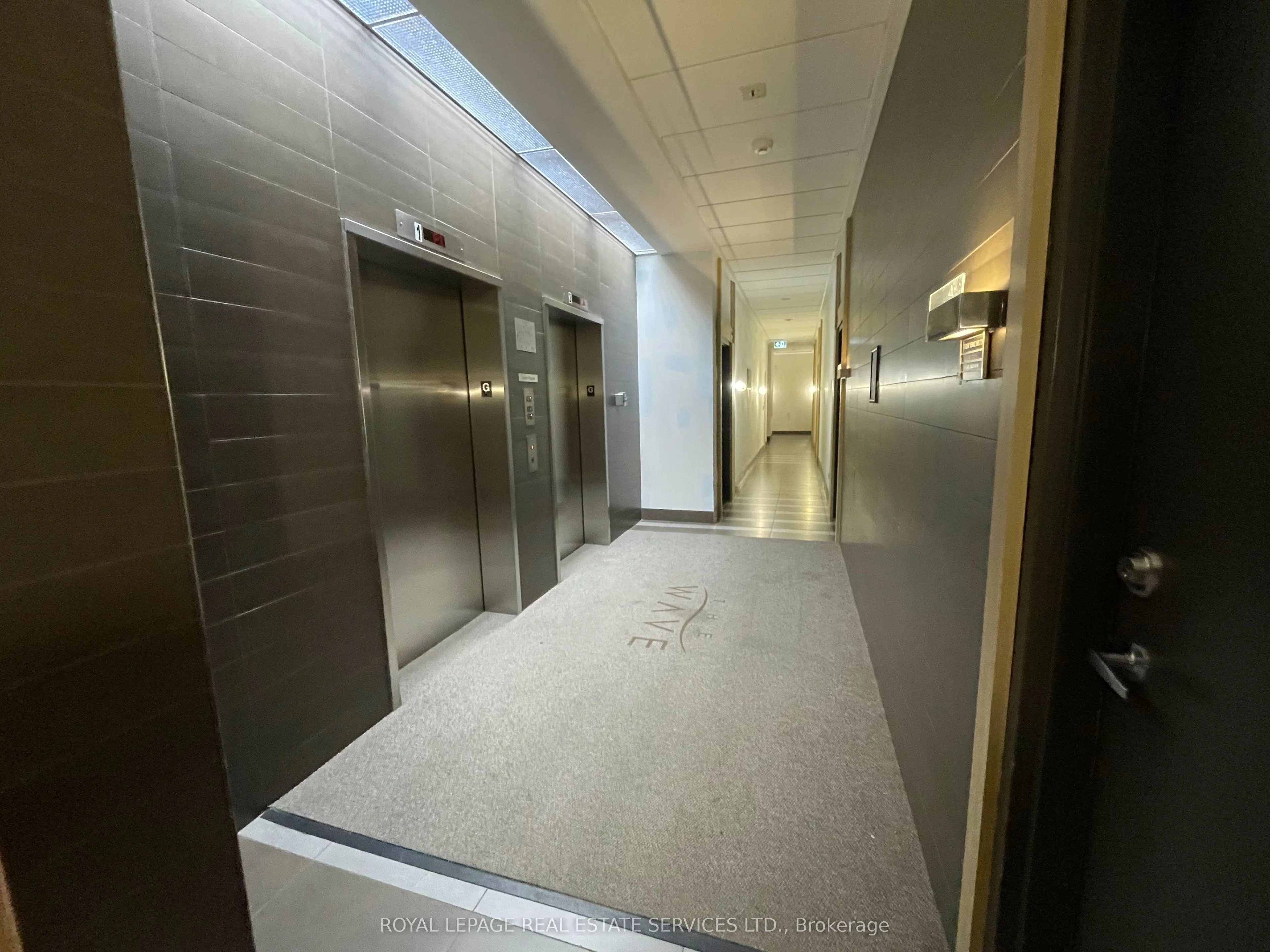 4 Elsinore Path, #1105