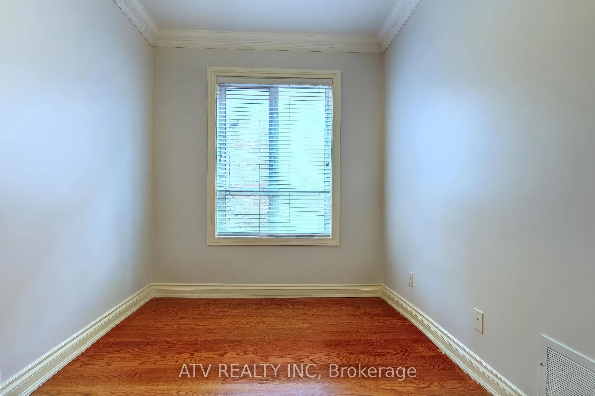 31 Shaver Avenue S