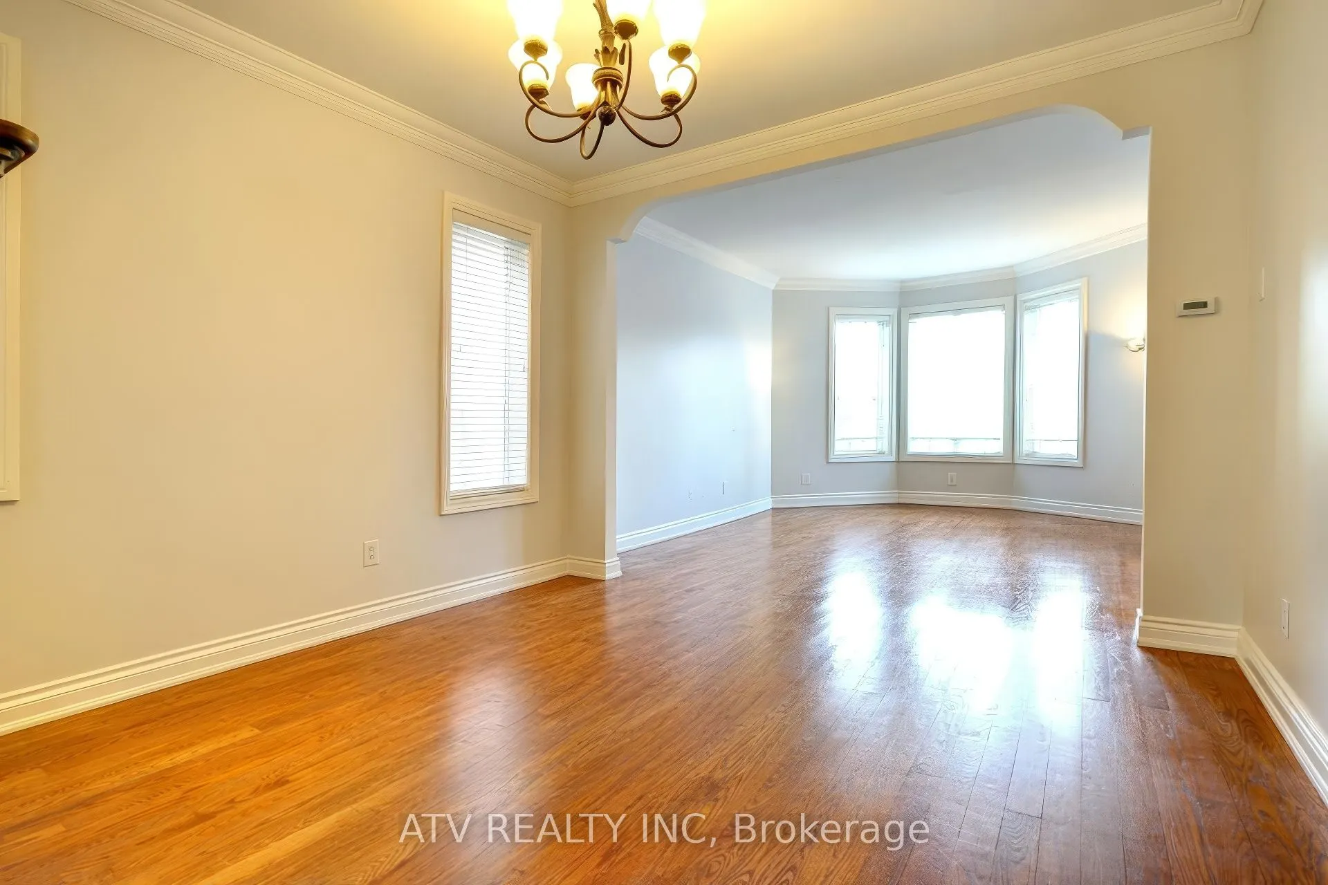 31 Shaver Avenue S