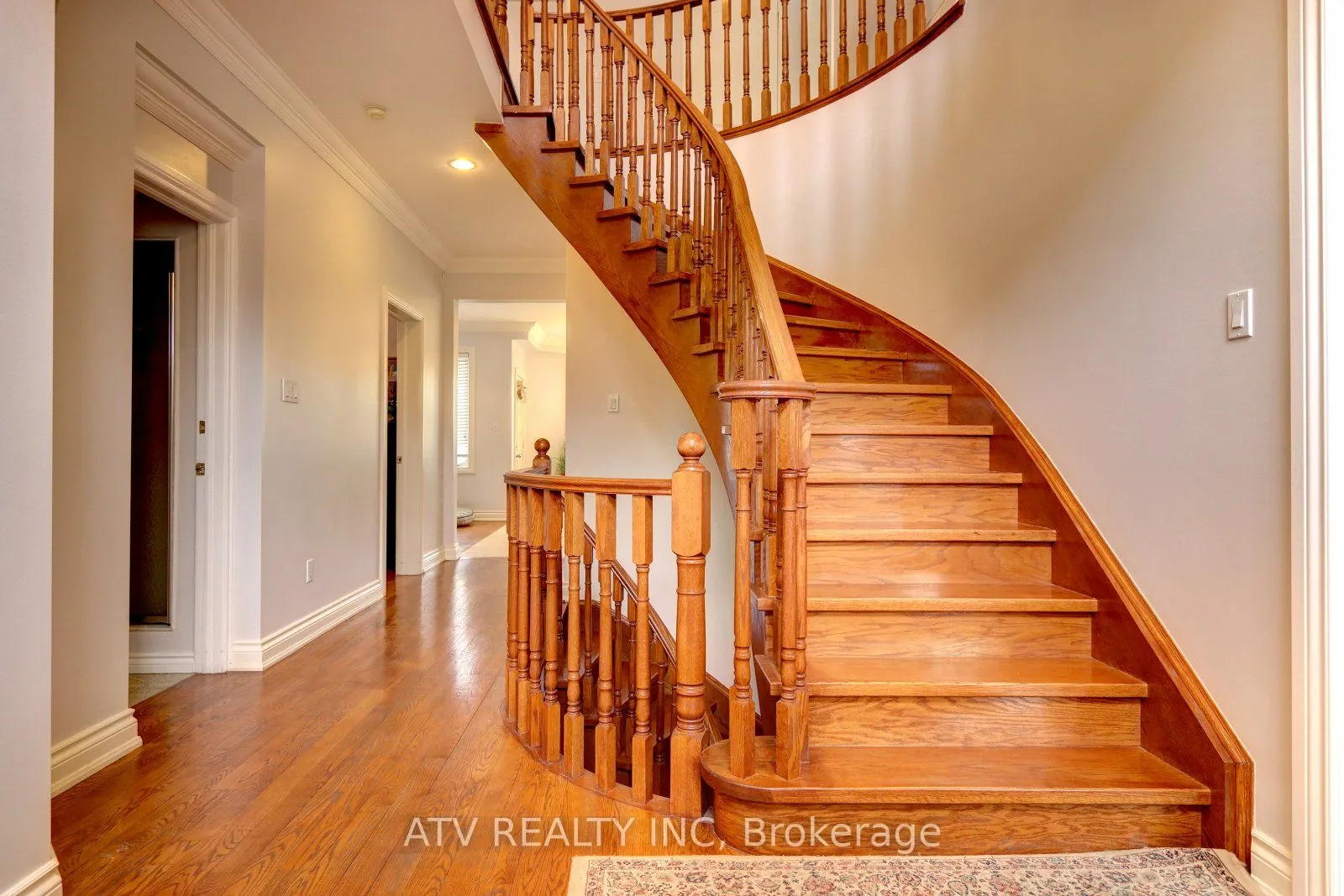 31 Shaver Avenue S