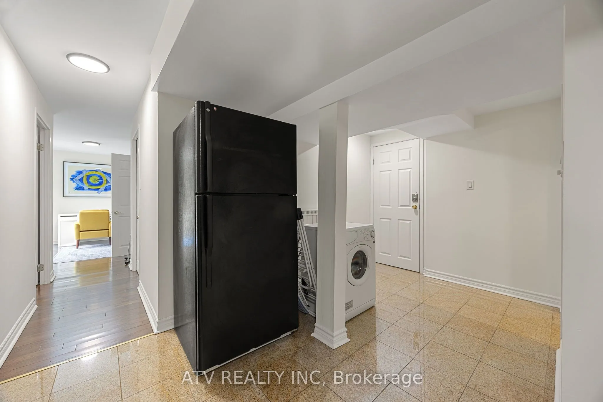 31 Shaver Avenue S