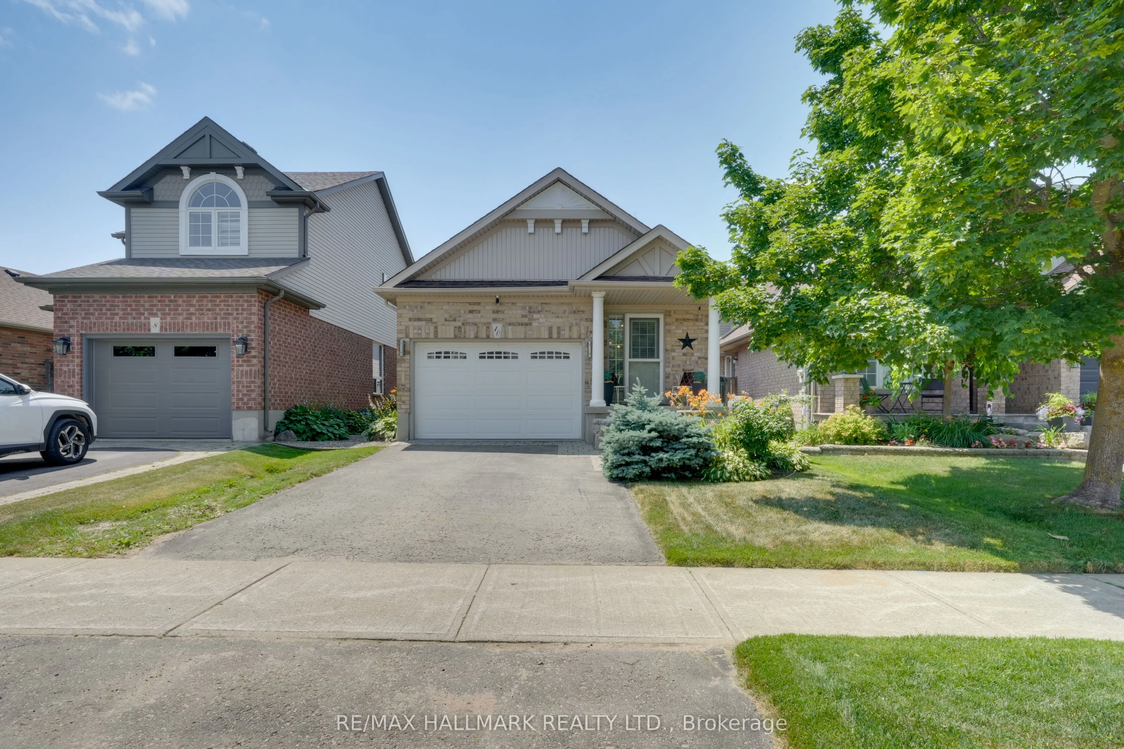 10 Cameron Court