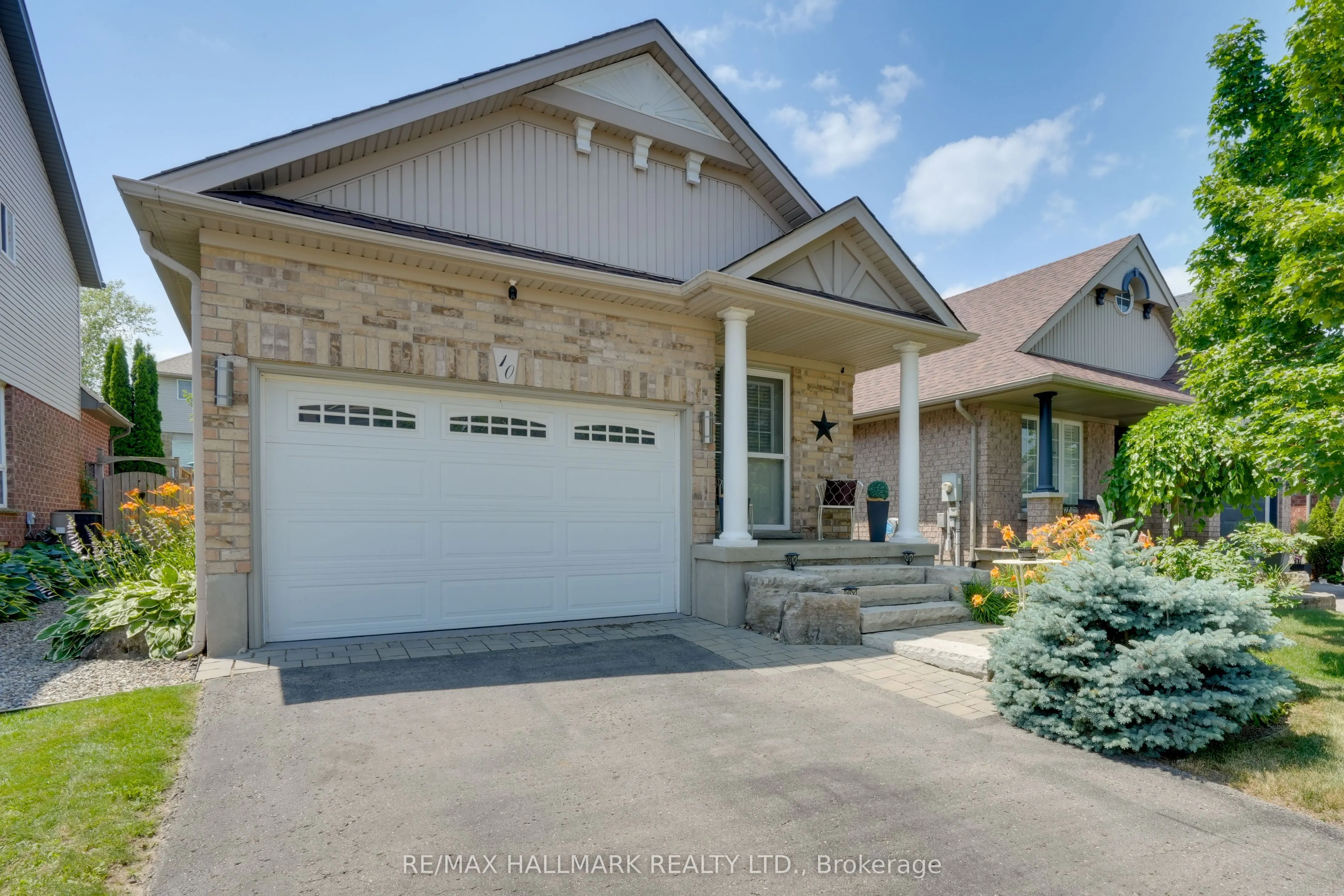 10 Cameron Court