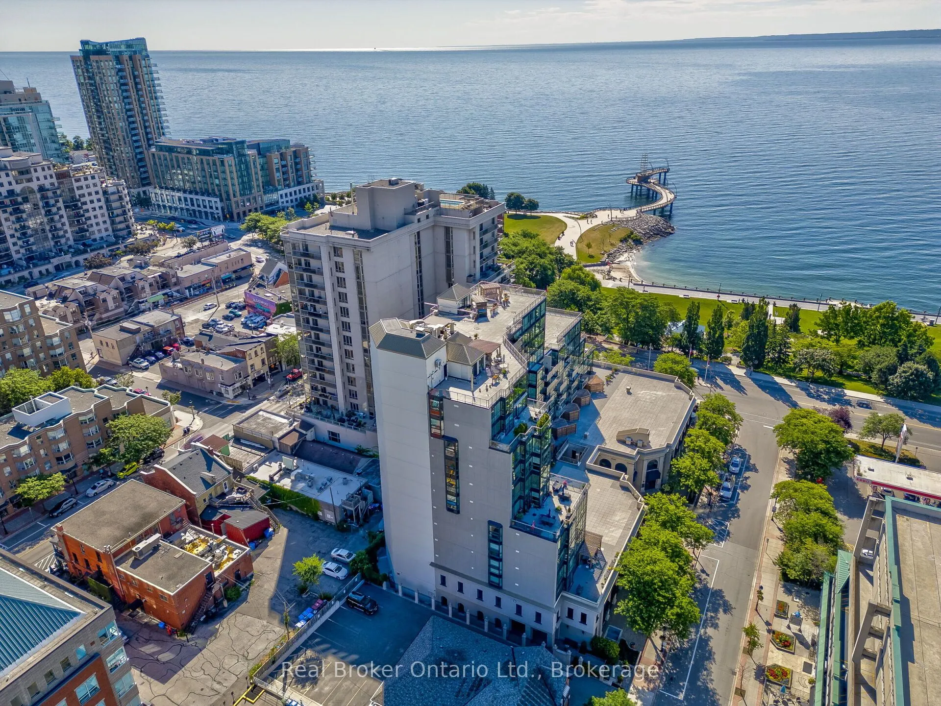 415 Locust Street, #406