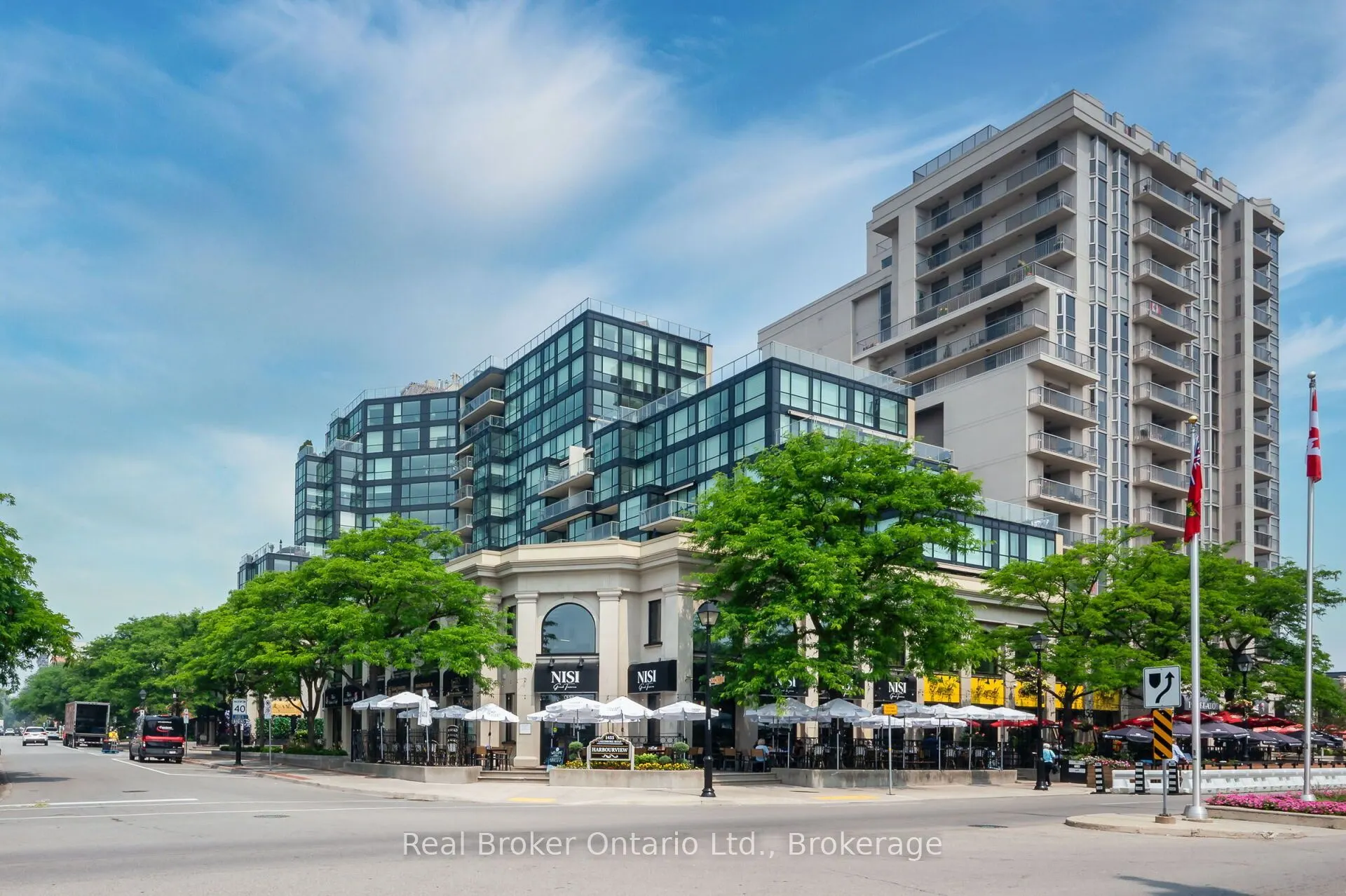 415 Locust Street, #406