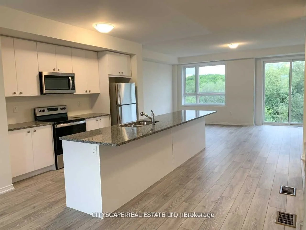 21 Woodstream Drive