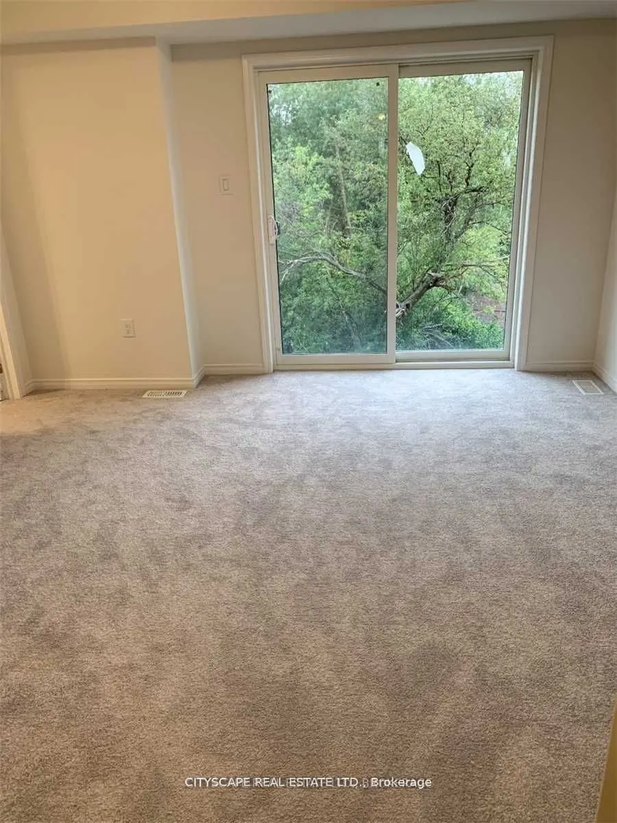 21 Woodstream Drive