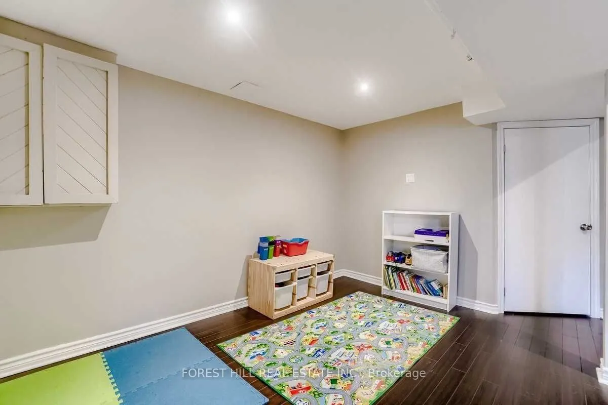 60 Hanson Road, #1