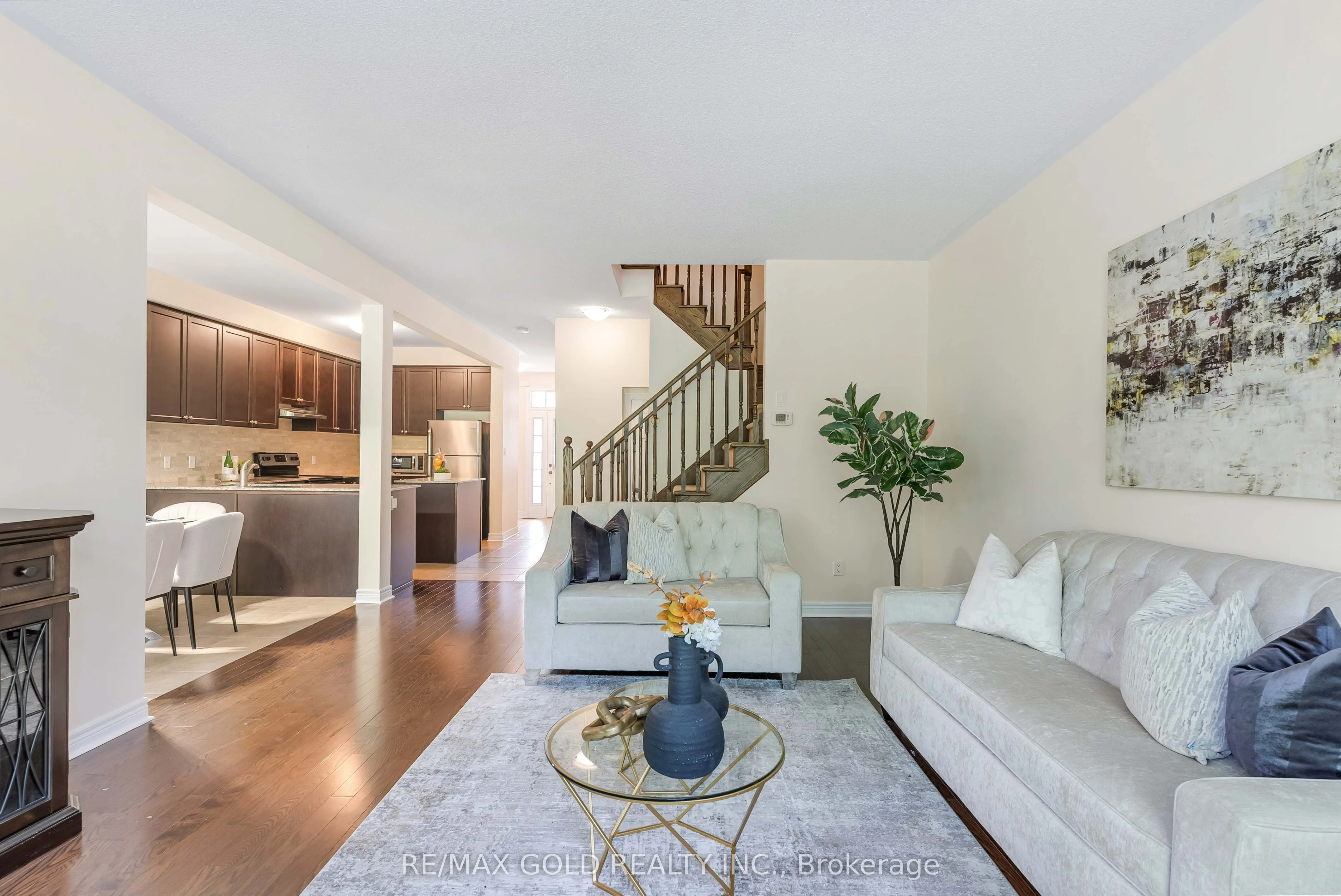 7 Mccardy Court