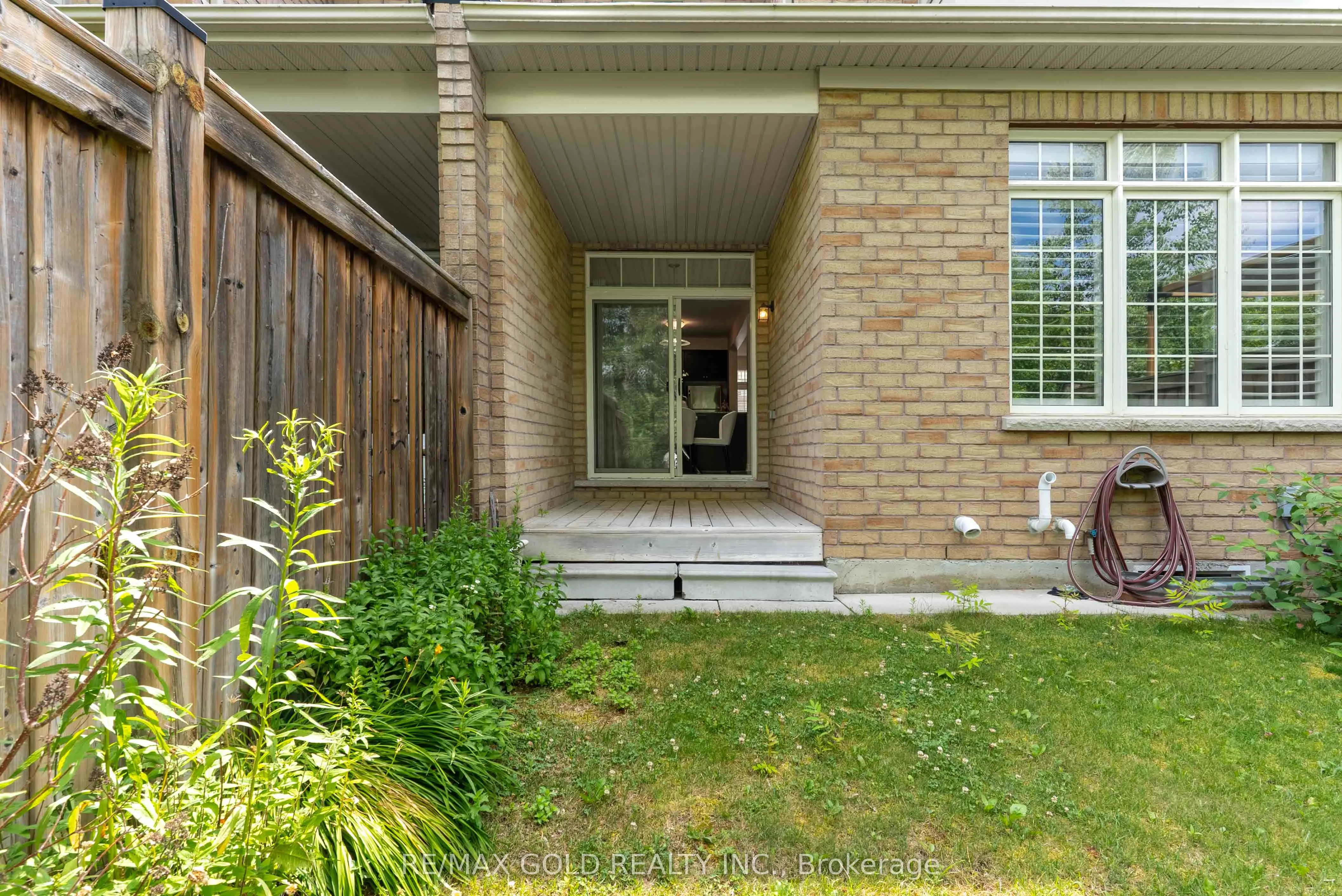 7 Mccardy Court