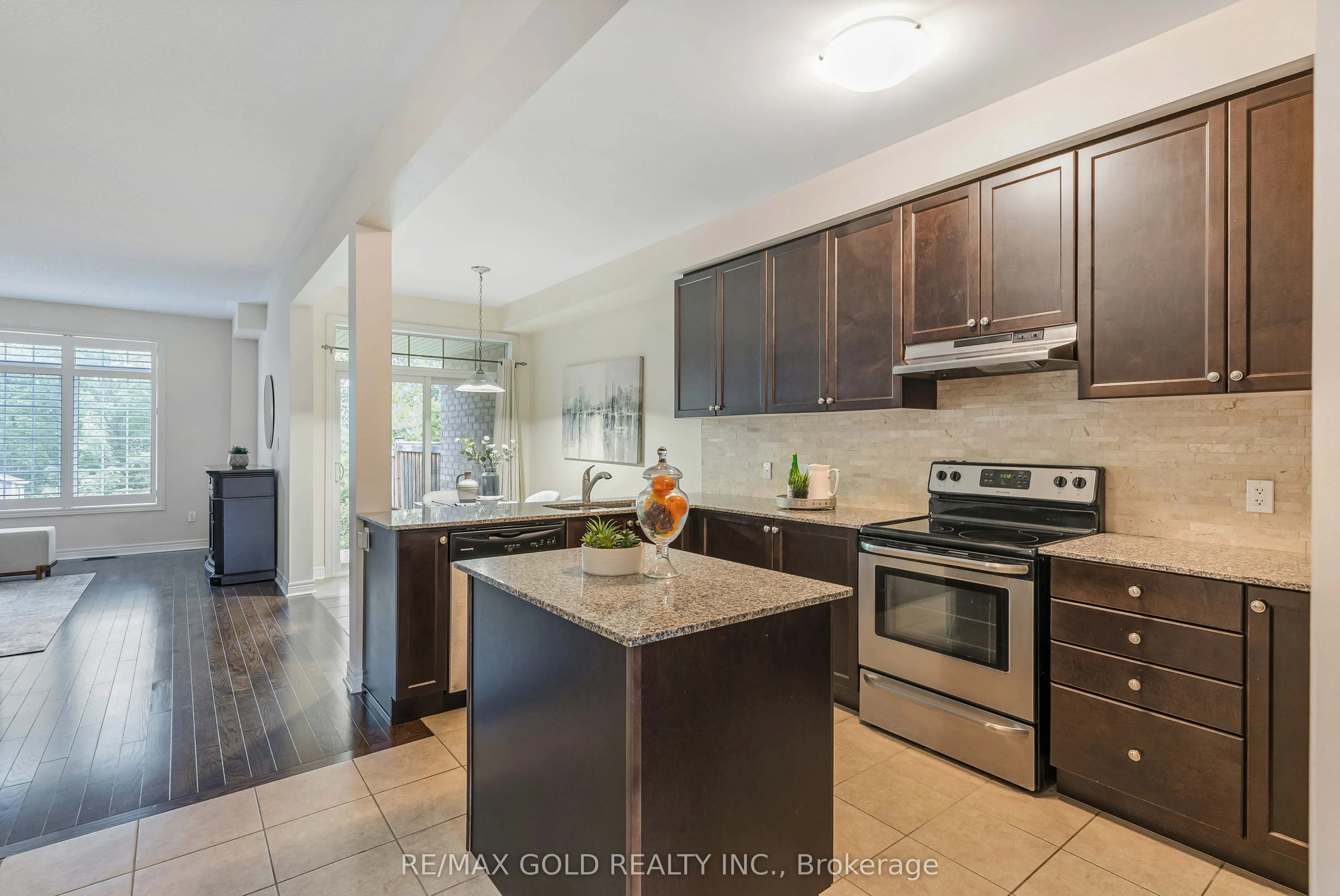 7 Mccardy Court