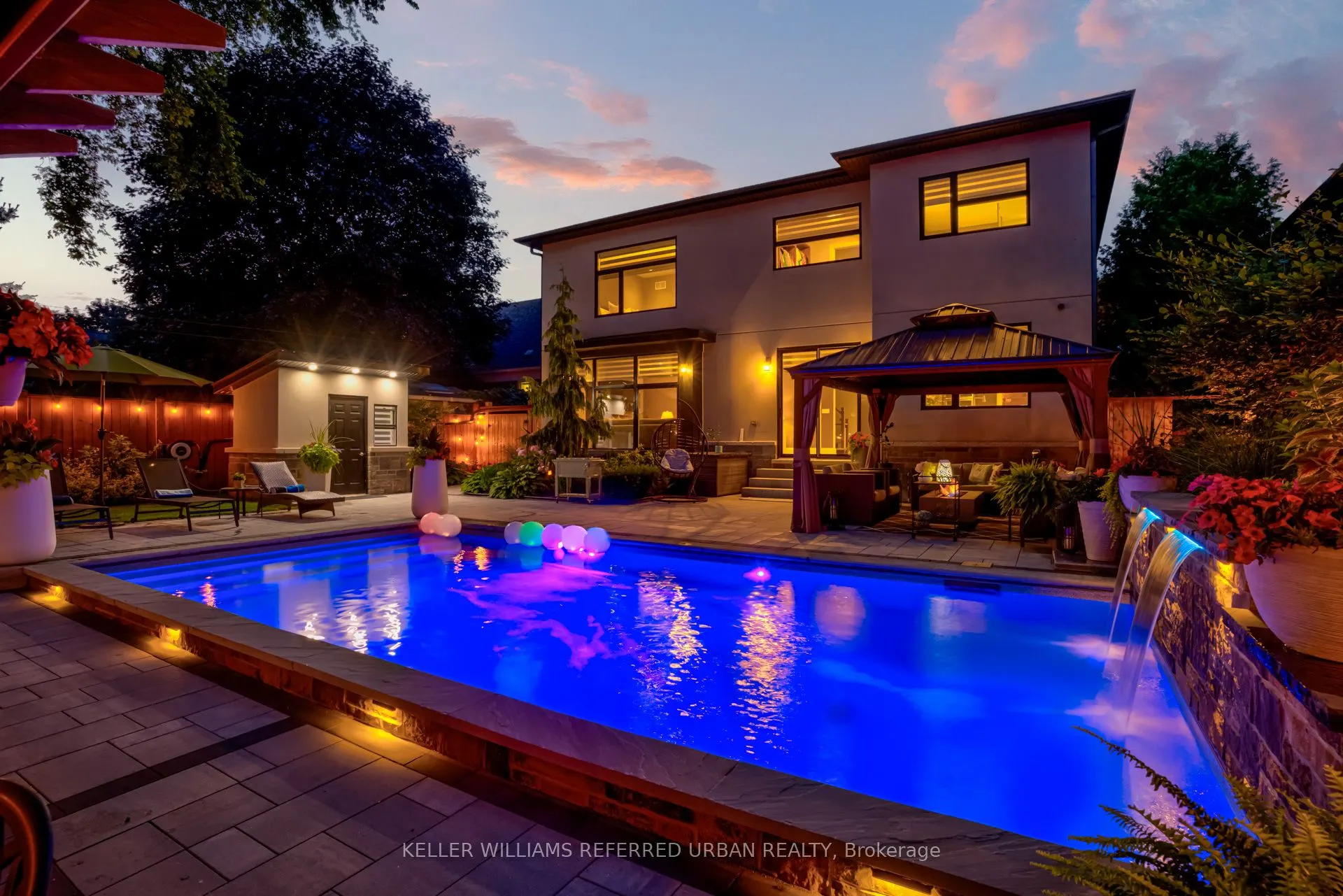 1376 Applewood Road